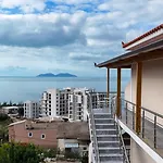 Angjelina * فلورا