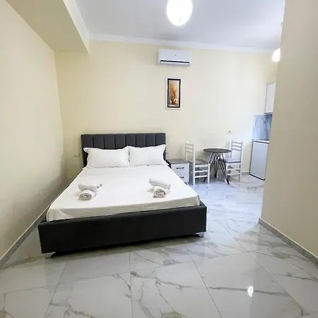 Angjelina Apartment *