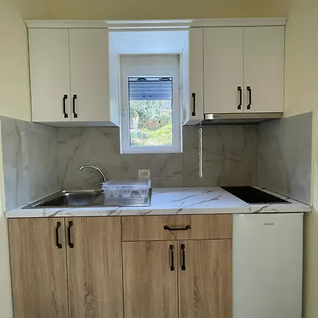 Angjelina Apartment