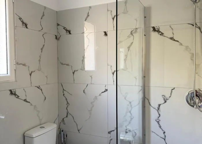 Angjelina アパート Vlorë