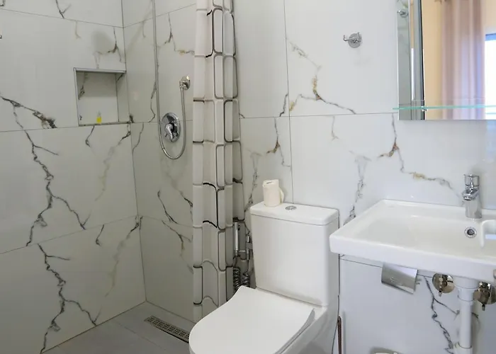 Angjelina アパート Vlorë