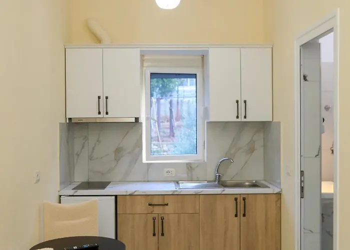 Angjelina Apartment *