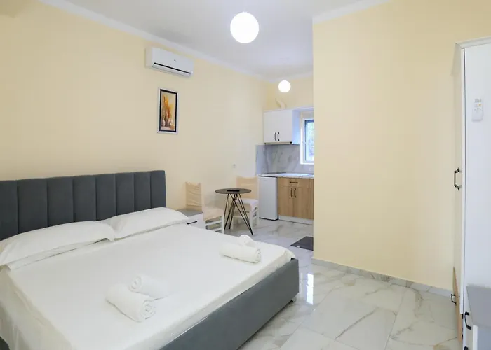 Angjelina アパート