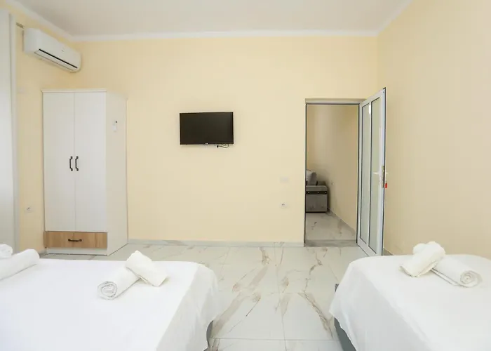 Angjelina Apartment *